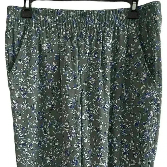 Jessica Simpson Floral Loungewear Pants Size Small - Picture 4 of 14